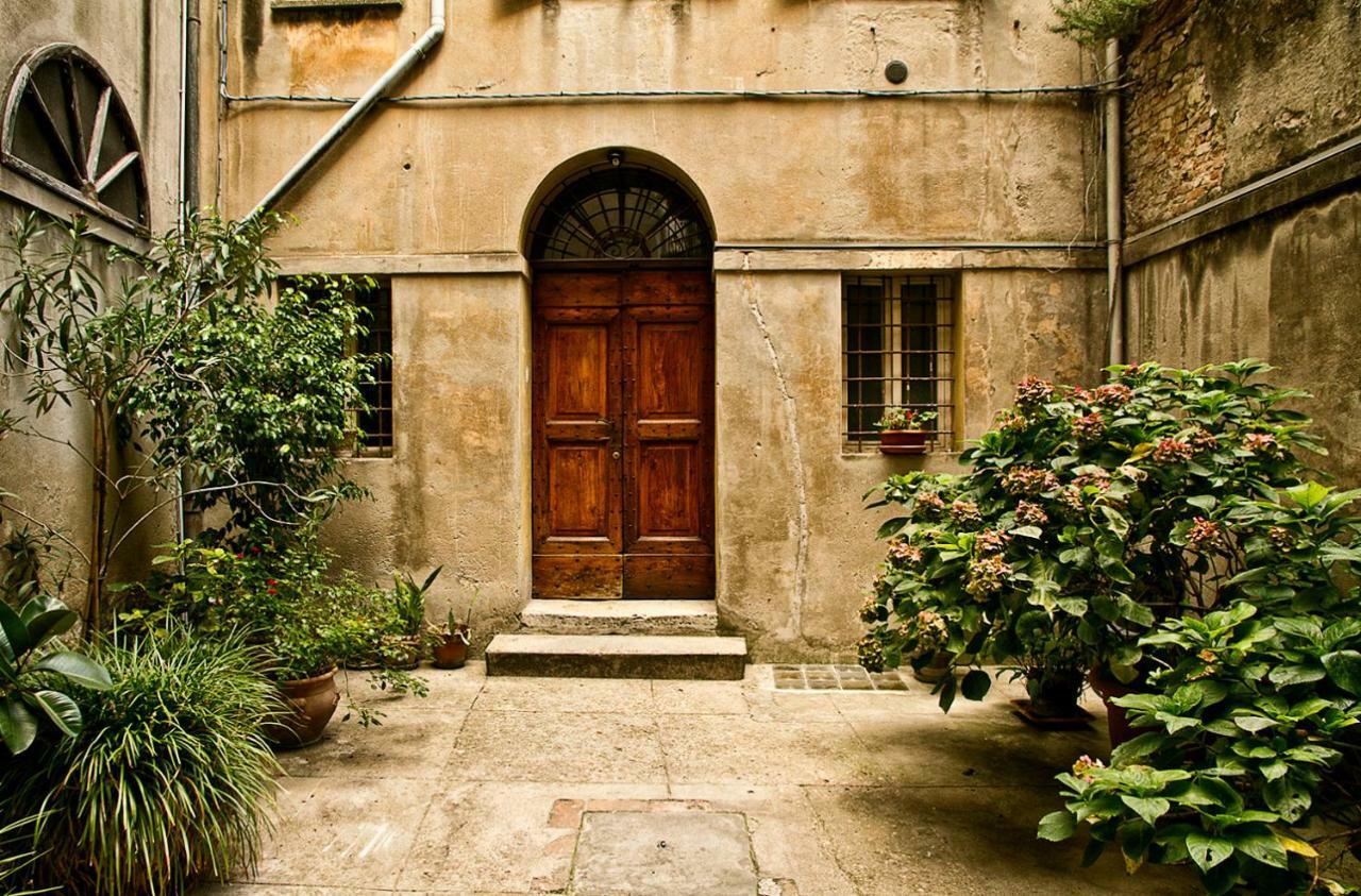 Casa Malichi - Retro Apartment - Centro Storico Perugia Exterior foto